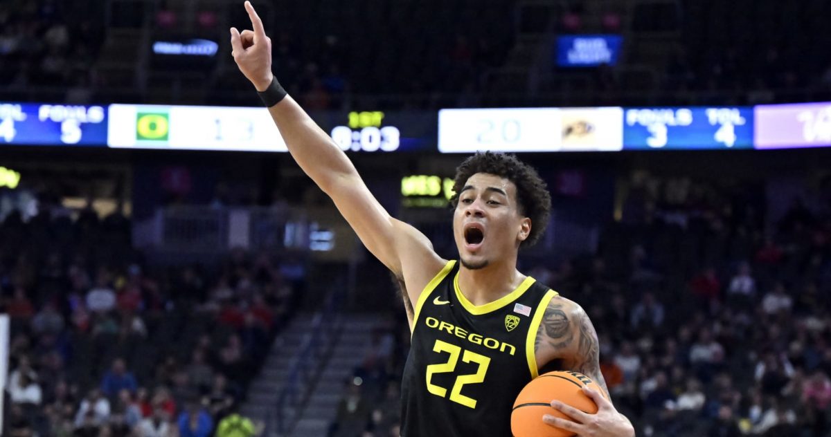 Oregon Applauded as ‘Bid Thief’ by CBB Fans After Pac-12 Title Game Win vs. Colorado